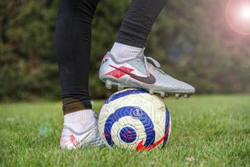 埃弗拉怒批曼联引援标价：降级队球员要1.3亿太离谱（配图示意）